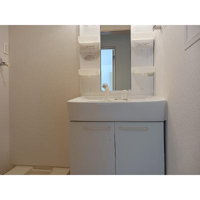 フリ－デ　Ｋ 201【管理NO：1-017642501-02010】 ★家具家電は申し込み後に搬入します★の物件画像