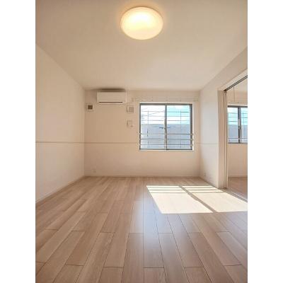 ひまわりⅤ 204【管理NO：1-028273601-02040】 ★家具家電は申し込み後に搬入しますの物件画像