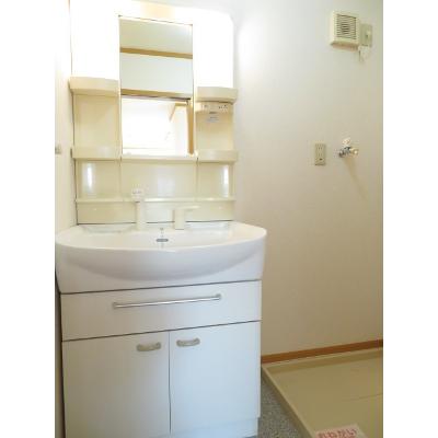 ベルファニー楠Ａ 203【管理NO：1-012821201-02030】 ★家具家電は申し込み後に搬入します★の物件画像