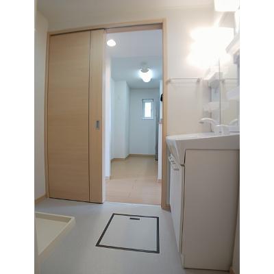 ＲＥＲＡ　Ⅰ 104【管理NO：1-015596801-01040】 2026年07月下旬入居可能の物件画像