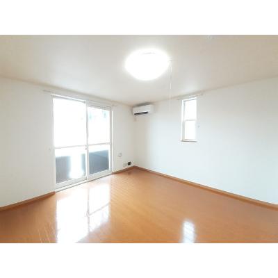 グランデ・フィオーレ　ⅡーＣ 104【管理NO：1-013745303-01040】 ★家具家電は申し込み後に搬入します★の物件画像