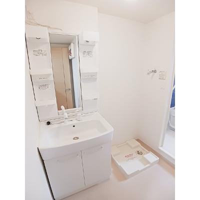 ハッピィ　スペース 101【管理NO：1-017510801-01010】 ★家具家電は申し込み後に搬入します★の物件画像