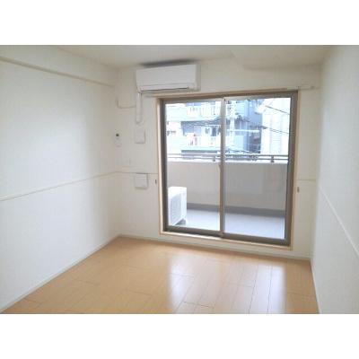 トラディション車町 402【管理NO：1-020381301-04020】 ★家具家電は申し込み後に搬入します★の物件画像