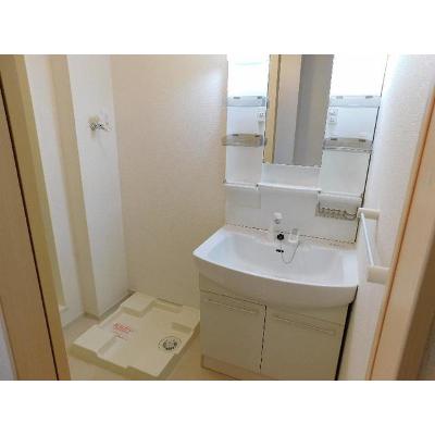コンフォーティア鶴ケ谷東 102【管理NO：1-020133801-01020】 ★家具家電は申し込み後に搬入します★の物件画像