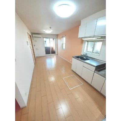 ブラン・ルージュ 101【管理NO：1-018542401-01010】 ★家具家電は申し込み後に搬入します★の物件画像