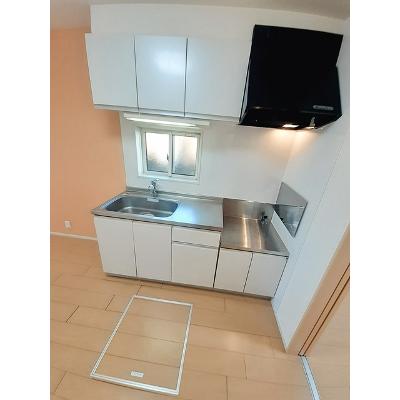 ブラン・ルージュ 101【管理NO：1-018542401-01010】 ★家具家電は申し込み後に搬入します★の物件画像