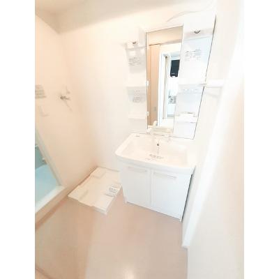 ブラン・ルージュ 101【管理NO：1-018542401-01010】 ★家具家電は申し込み後に搬入します★の物件画像