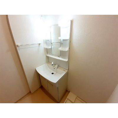 シュガーコート 103【管理NO：1-020536801-01030】 ★家具家電は申し込み後に搬入します 2026年08月中旬入居可能の物件画像