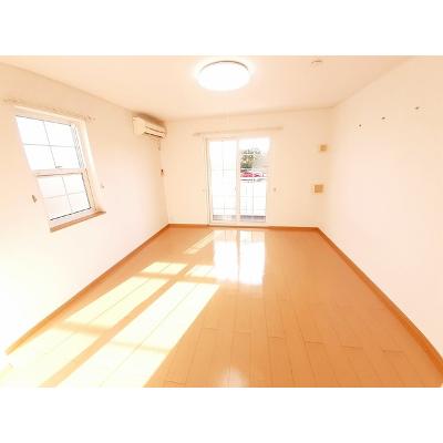 ユイ　マール 101【管理NO：1-014348701-01010】 ★家具家電は申し込み後に搬入します★の物件画像