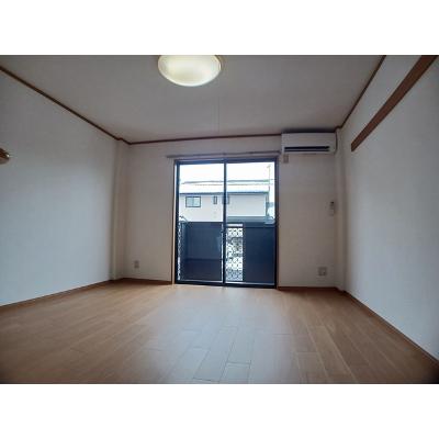 ペアフィールド 102【管理NO：1-011573901-01020】 ★家具家電は申し込み後に搬入します★の物件画像