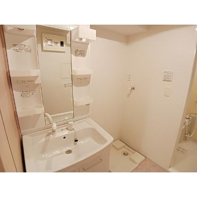 スリーアロー　Ａ 202【管理NO：1-016906801-02020】 ★家具家電は申し込み後に搬入しますの物件画像