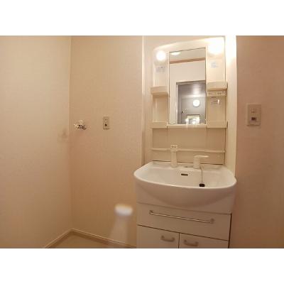 リバティーベルＢ 211【管理NO：1-012952802-01010】 ★家具家電は申し込み後に搬入します★の物件画像