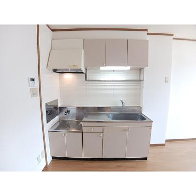 オランダ村Ｅ 521【管理NO：1-007752405-02010】 ★家具家電は申し込み後に搬入します★の物件画像
