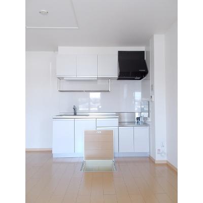 カーサレーノ　２ 104【管理NO：1-015652802-01040】 ★家具家電は申し込み後に搬入します 2026年08月上旬入居可能の物件画像