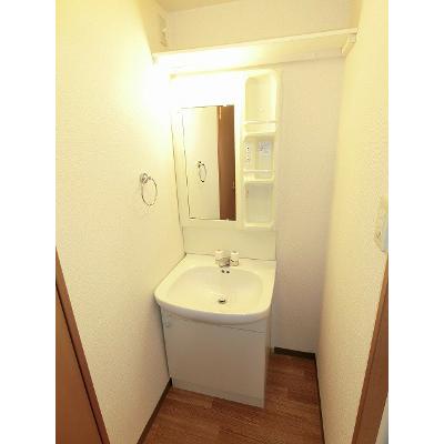 スカイヒルズ 101【管理NO：1-099219001-01010】 ★家具家電は申し込み後に搬入します★の物件画像