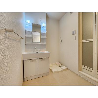 グランドソレーユⅡ 102【管理NO：1-021731301-01020】 ★家具家電は申し込み後に搬入します★の物件画像