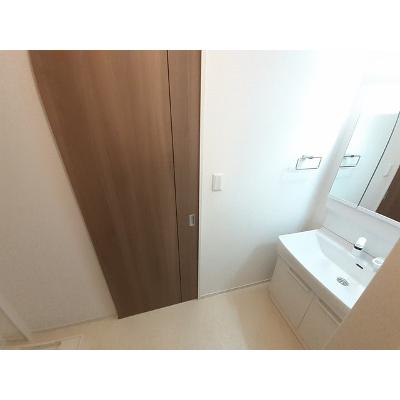 カーチス 202【管理NO：1-027373801-02020】 2026年08月上旬入居可能の物件画像