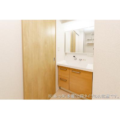 グランバージェⅡＢ 102【管理NO：1-028405902-01020】 ★家具家電は申し込み後に搬入します 2027年01月下旬入居可能の物件画像