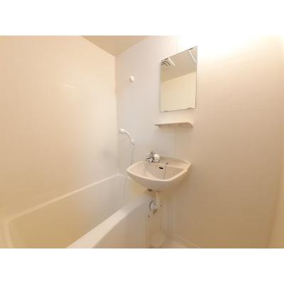 ＳＵＮＲＩＳＥ２１ 204【管理NO：1-010698401-02040】 ★家具家電は申し込み後に搬入します★の物件画像
