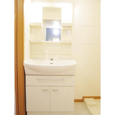 ラ・カーサ・フィオーレⅠ 201【管理NO：1-015172901-02010】 ★家具家電は申し込み後に搬入します 2026年08月下旬入居可能の物件画像