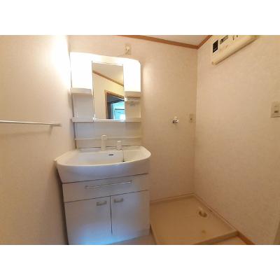 プラシード緑ヶ丘 203【管理NO：1-012009301-02030】 ★家具家電は申し込み後に搬入します 2026年08月中旬入居可能の物件画像