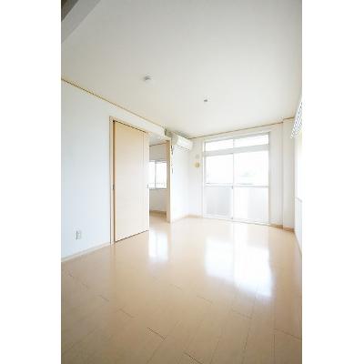 フラット・フラワー 203【管理NO：1-004130201-02030】 ★家具家電は申し込み後に搬入します★ ★2026年08月中旬入居可能★の物件画像