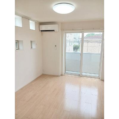 ヴァルム・プラッツ・リーベ 201【管理NO：1-022241901-02010】 ★家具家電は申し込み後に搬入します★の物件画像