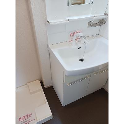 アリエーテＤ 101【管理NO：1-019209302-01010】 ★家具家電は申し込み後に搬入します★の物件画像