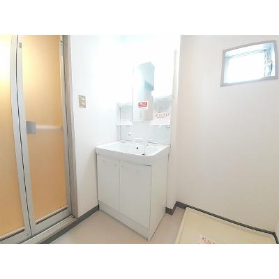 ロイヤルパレス恩田 202【管理NO：1-003135701-02020】 ★家具家電は申し込み後に搬入します★ ★2026年08月下旬入居可能★の物件画像