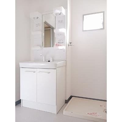 ロイヤルパレス恩田 102【管理NO：1-003135701-01020】 ★家具家電は申し込み後に搬入します★ ★2026年08月下旬入居可能★の物件画像