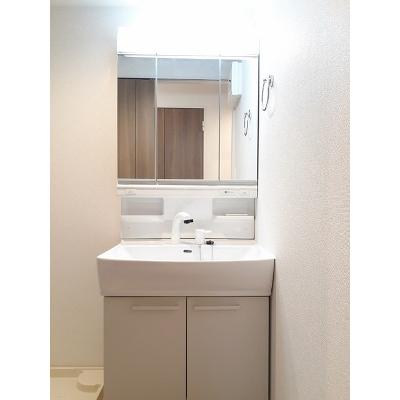 カレント 101【管理NO：1-026707101-01010】 ★家具家電は申し込み後に搬入します★ ★2026年08月下旬入居可能★の物件画像