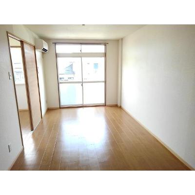 アーバンサクライＡ棟 201【管理NO：1-004301901-02010】 2026年09月上旬入居可能の物件画像