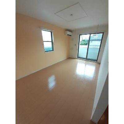 レグジー　Ⅰ 103【管理NO：1-019055501-01030】 ★家具家電は申し込み後に搬入します★の物件画像