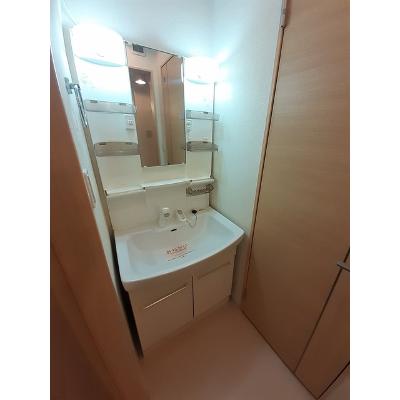 レグジー　Ⅰ 103【管理NO：1-019055501-01030】 ★家具家電は申し込み後に搬入します★の物件画像