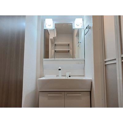 ヒカルサ鷲宮 202【管理NO：1-028257401-02020】 ★家具家電は申し込み後に搬入します★ ★2026年09月下旬入居可能★の物件画像