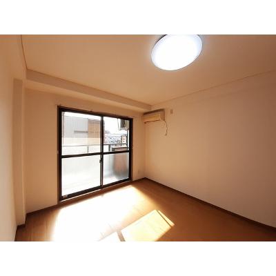 ウエスト・アベニュー 303【管理NO：1-007959901-03030】 ★家具家電は申し込み後に搬入します 2026年08月下旬入居可能の物件画像