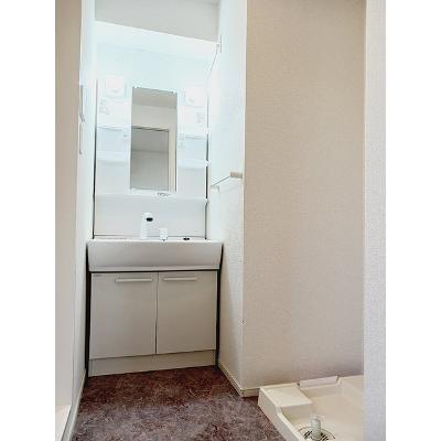 フレグランス 101【管理NO：1-022922501-01010】 ★家具家電は申し込み後に搬入しますの物件画像