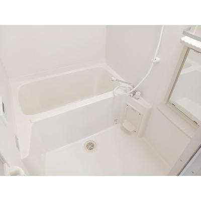 カイラス・ドルフ 104【管理NO：1-010681801-01040】 ★家具家電は申し込み後に搬入します★の物件画像