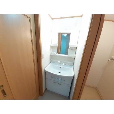 カーサ・イリーデ 103【管理NO：1-013269401-01030】 ★家具家電は申し込み後に搬入します★の物件画像