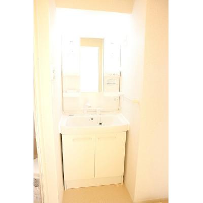 シルフィード 201【管理NO：1-022695901-02010】 ★家具家電は申し込み後に搬入します 2026年08月中旬入居可能の物件画像