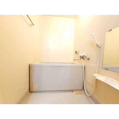 はなみずき 102【管理NO：1-011111301-01020】 ★家具家電は申し込み後に搬入します★の物件画像