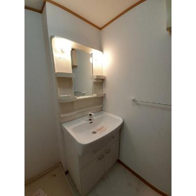 ルミエール 201【管理NO：1-013141901-02010】 ★家具家電は申し込み後に搬入します 2026年08月中旬入居可能の物件画像