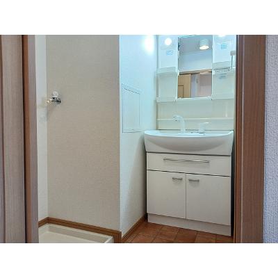 サニーグランツＡ 204【管理NO：1-014865701-02040】 ★家具家電は申し込み後に搬入しますの物件画像
