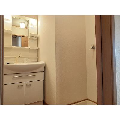 グランツ 201【管理NO：1-013414201-02010】 ★家具家電は申し込み後に搬入しますの物件画像