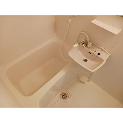 ドエル．ハナワ 201【管理NO：1-007837801-02010】 ★家具家電は申し込み後に搬入します 2026年07月下旬入居可能の物件画像