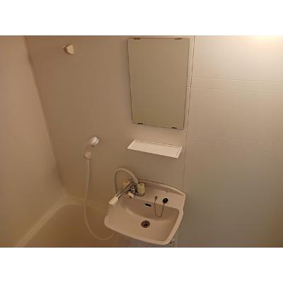 ドエル．ハナワ 201【管理NO：1-007837801-02010】 ★家具家電は申し込み後に搬入します 2026年07月下旬入居可能の物件画像