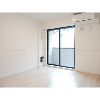 ヴィクトリアガーデン　１ 102【管理NO：1-028304801-01020】 ★家具家電は申し込み後に搬入します 2026年07月上旬入居可能の物件画像