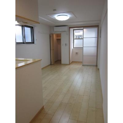 トレス中田 101【管理NO：1-019394901-01010】 ★家具家電は申し込み後に搬入します 2026年08月上旬入居可能の物件画像