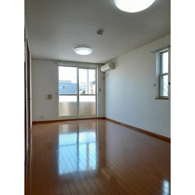 リバーサイドⅡ 101【管理NO：1-013817901-01010】 ★家具家電は申し込み後に搬入します 2026年08月上旬入居可能の物件画像