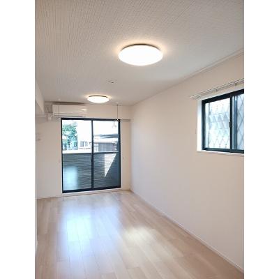 Ｃａｌｍ　Ｃｏｕｒｔ 101【管理NO：1-027824901-01010】 ★家具家電は申し込み後に搬入します 2026年08月下旬入居可能の物件画像